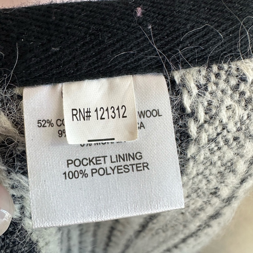 Gryphon Anthropologie Poncho Sweater - Picture 9 of 10